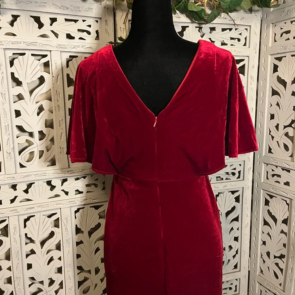 VINTAGE ELEGANT DARK RED FULL VELVET FLATTERING SHORT SLEEVE FORMAL DRESS - Picture 6 of 10